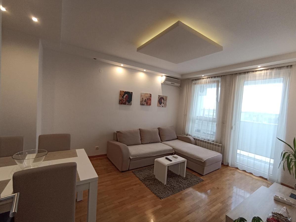 Apartment Tifani Belville Белград Екстериор снимка